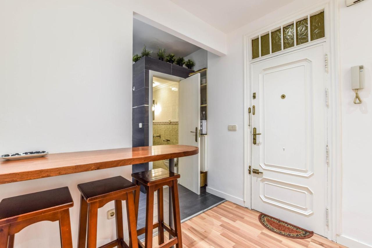 Apartamento Plaza De Lavpies Apartment Мадрид Екстериор снимка